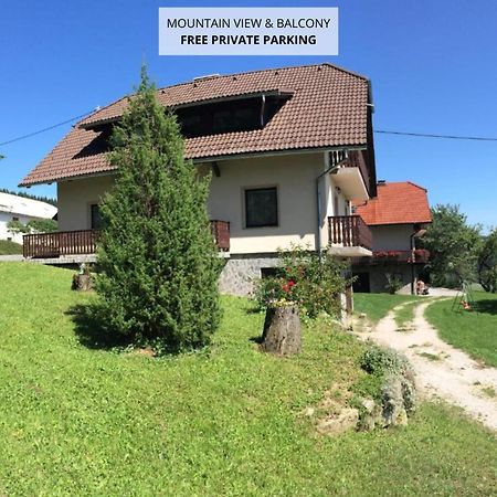 Готель Tourist Farm Pacnik Resnik Екстер'єр фото